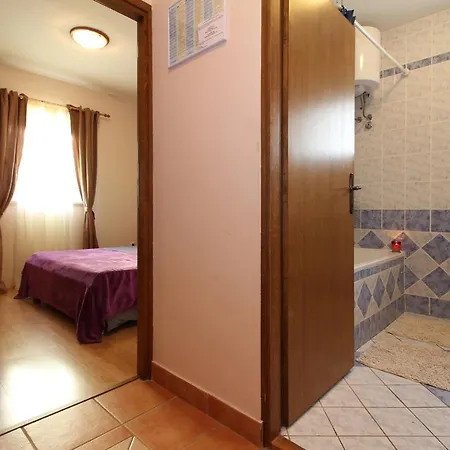 Apartment Eda